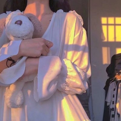 怪笑少女