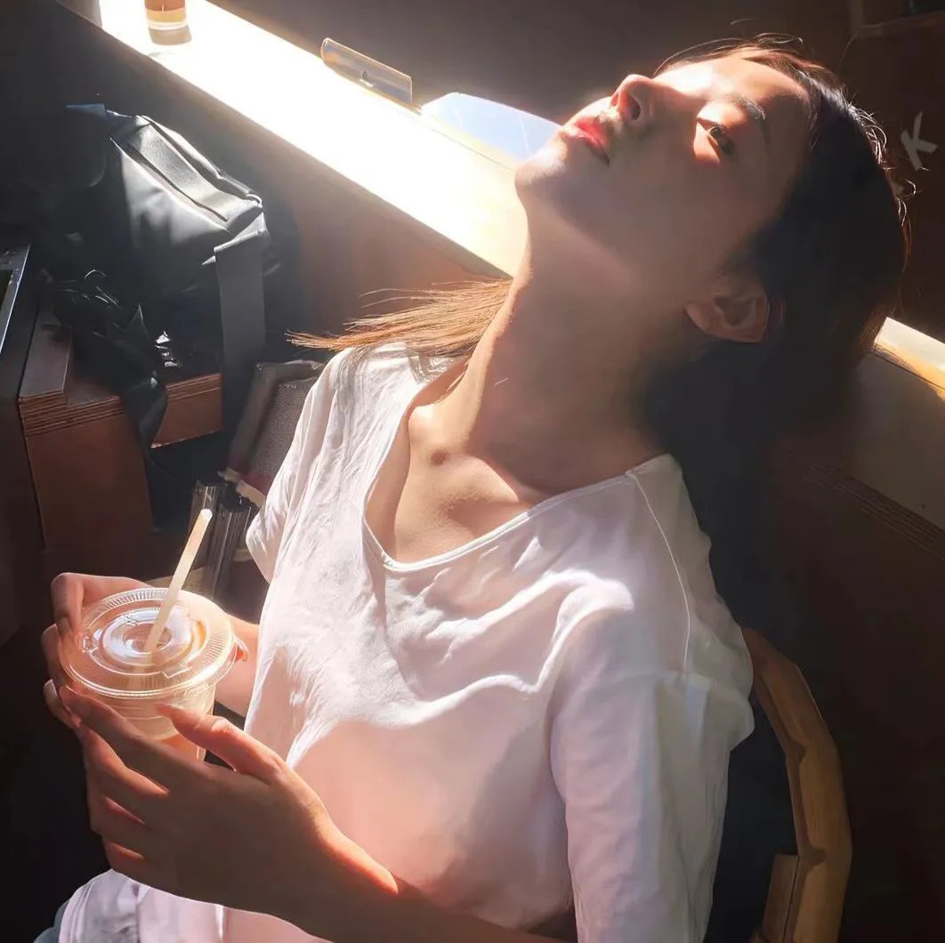续韩国泪的小花